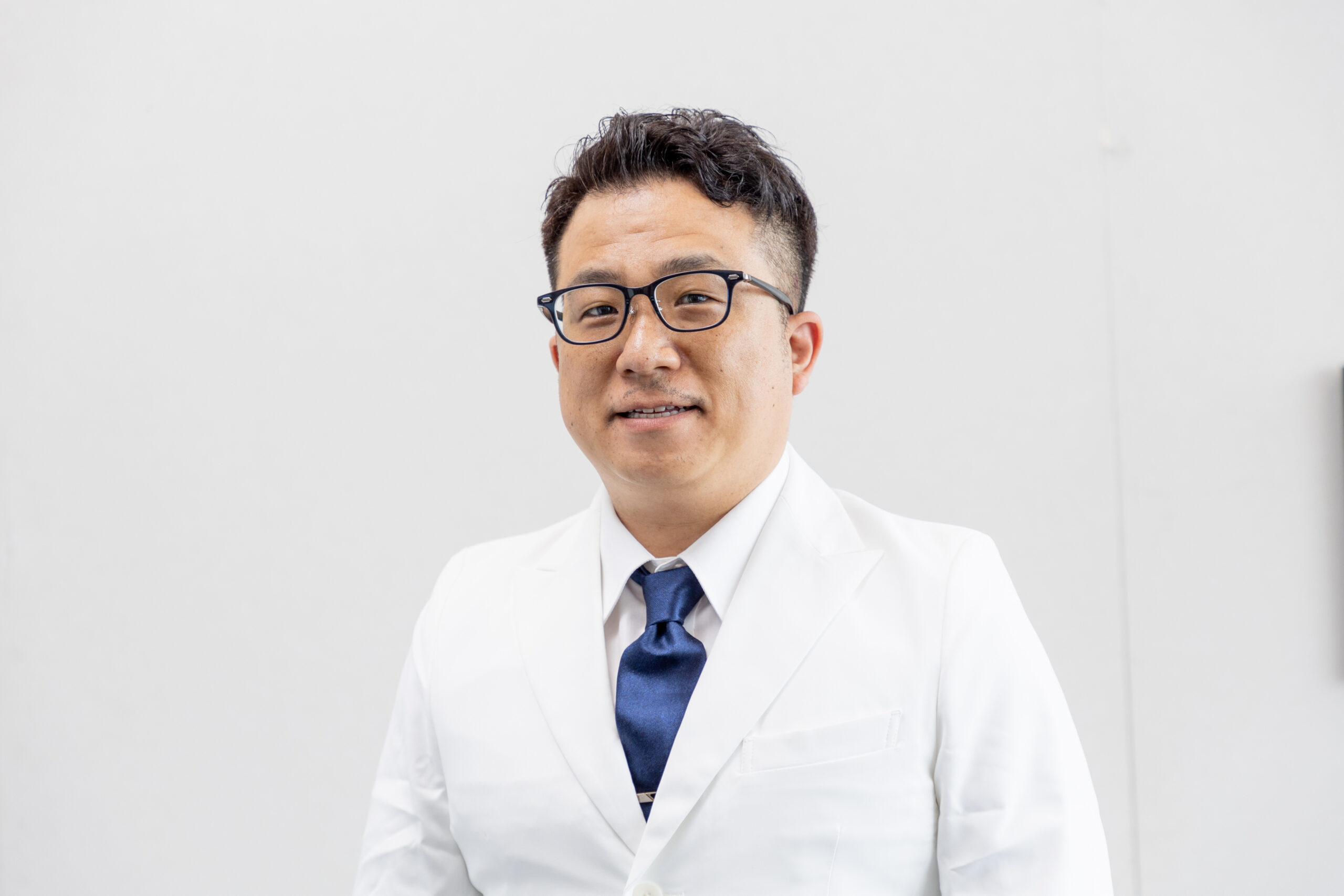統括院長 長谷川朋也