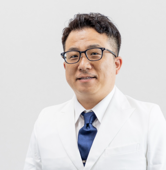 長谷川朋也統括院長